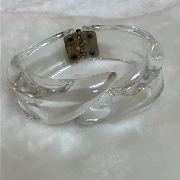 Clear hinged bracelet plastic - Picture 14 of 14